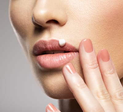 Does Maybelline Vinyl Ink Dry Out Your Lips?